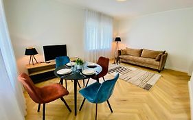 Cozy Reimani Residence - City Heart Free Parking